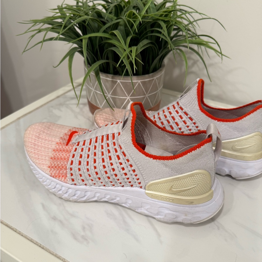 Nike Women's Nike Phantom Knit Running Shoes- Dark Orange and Gold